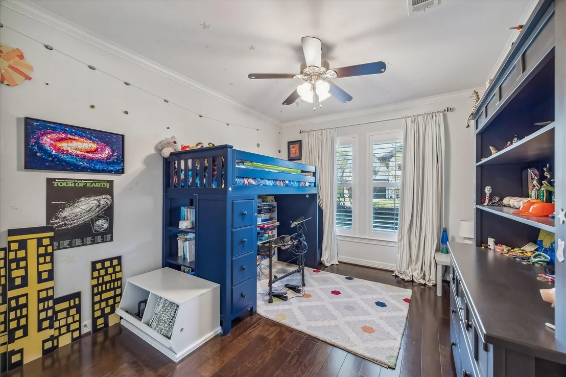 Photo of 1430 Chamboard Lane