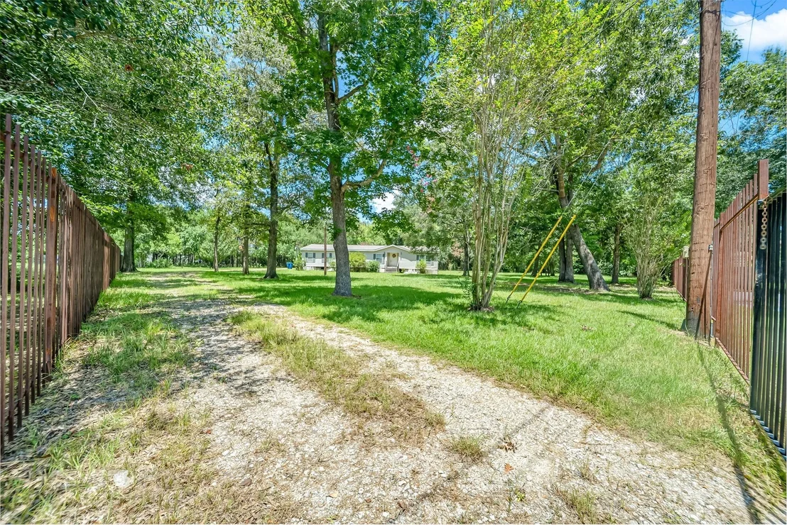 Photo of 25979 Shade Tree Lane