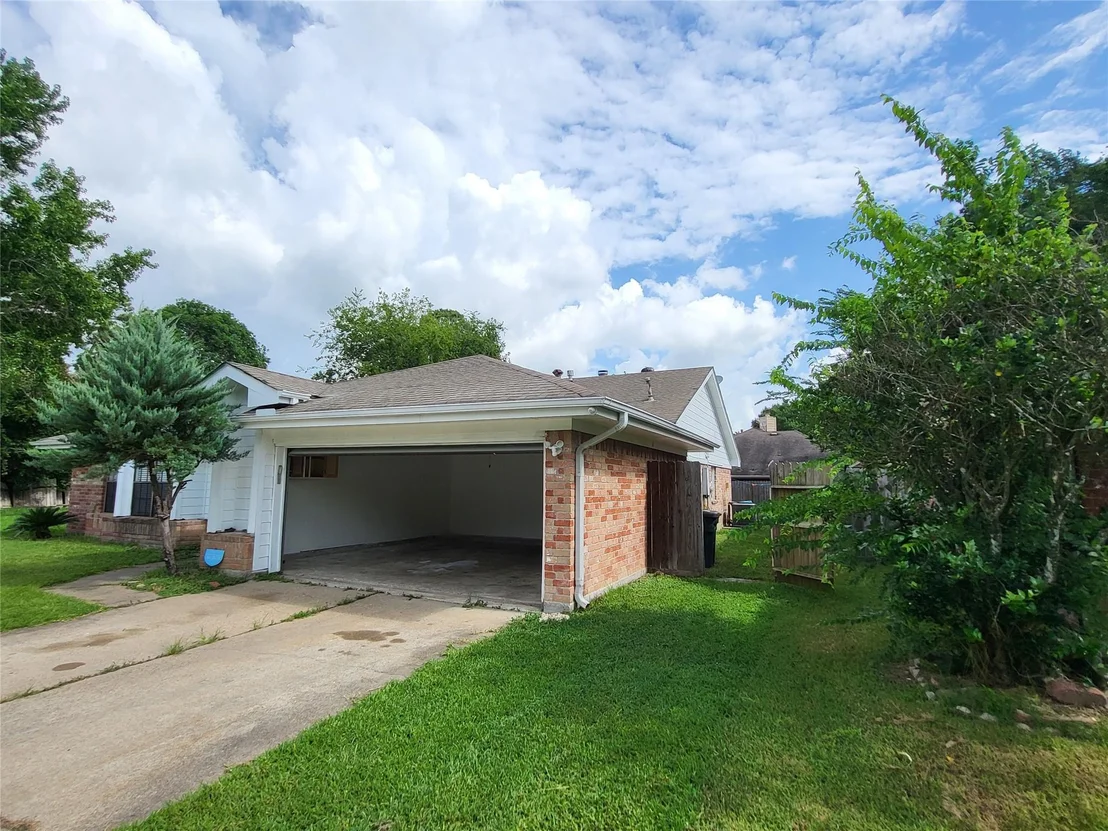 Photo of 9827 Haverhill Drive