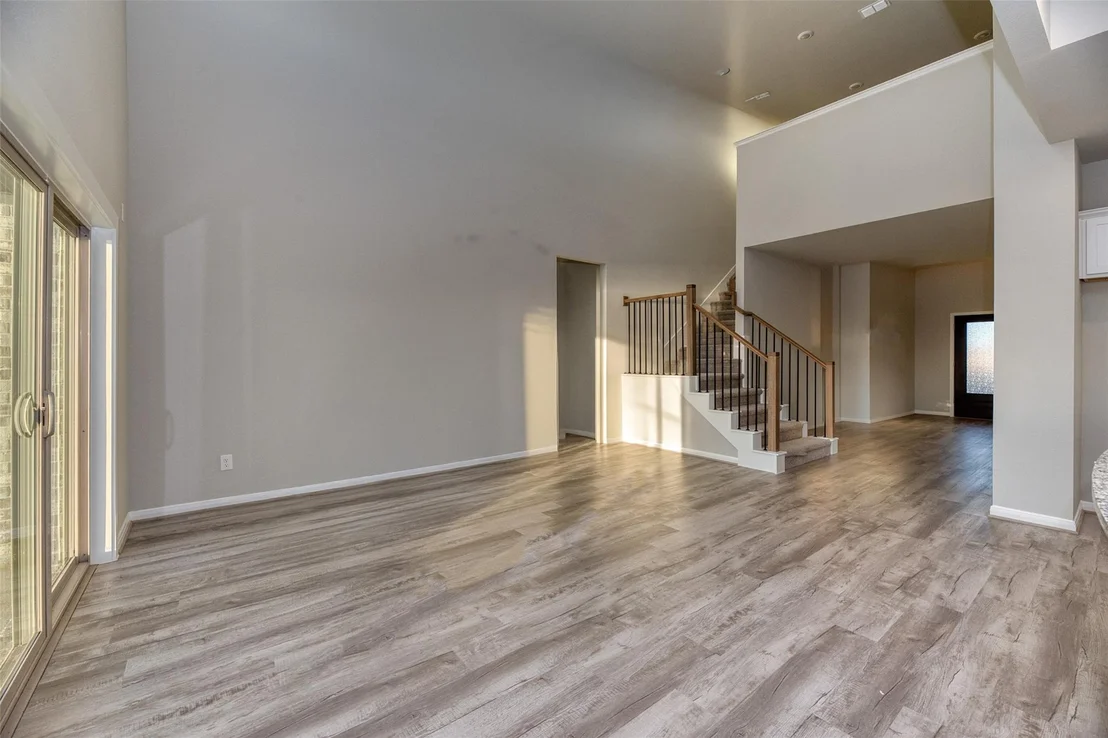 Photo of 21122 Sunlight Grove Drive