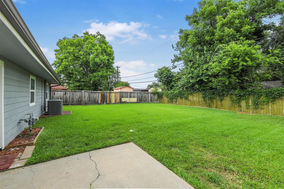 Photo of 6806 Glen Rock Drive