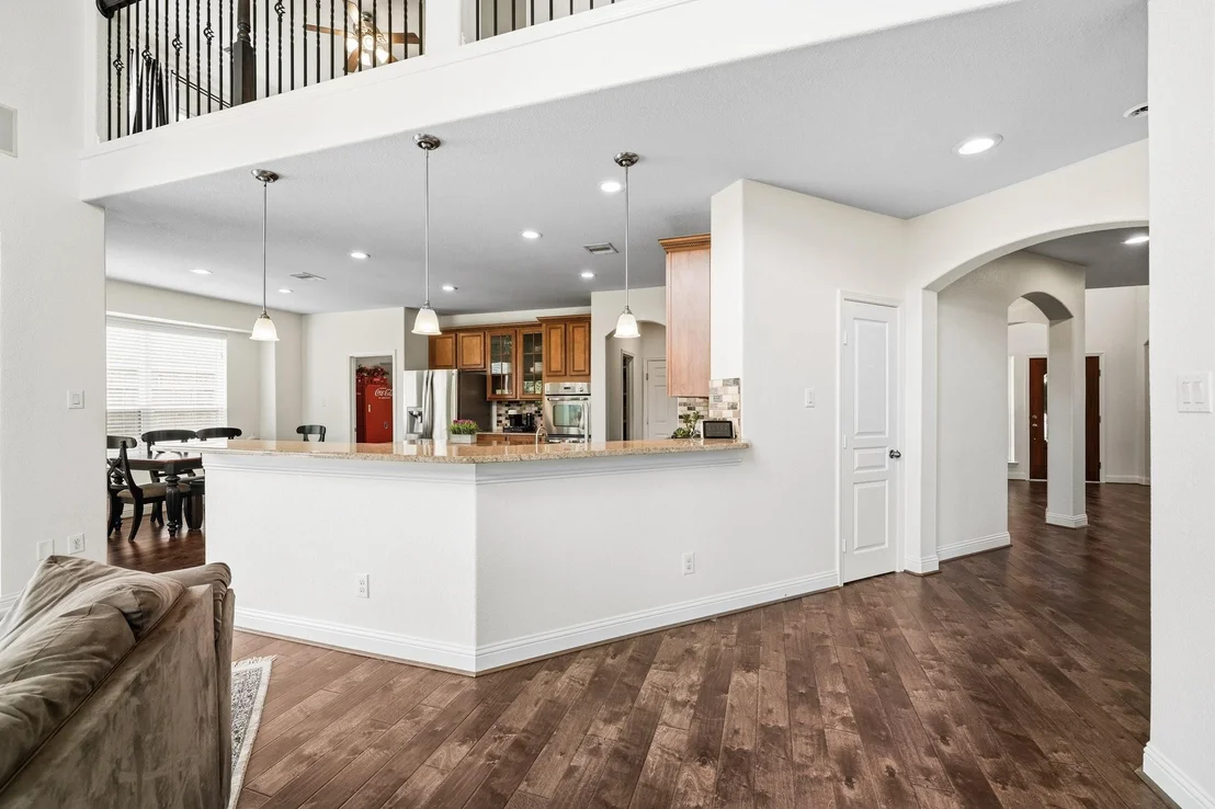 Photo of 17610 Strackfield Lane
