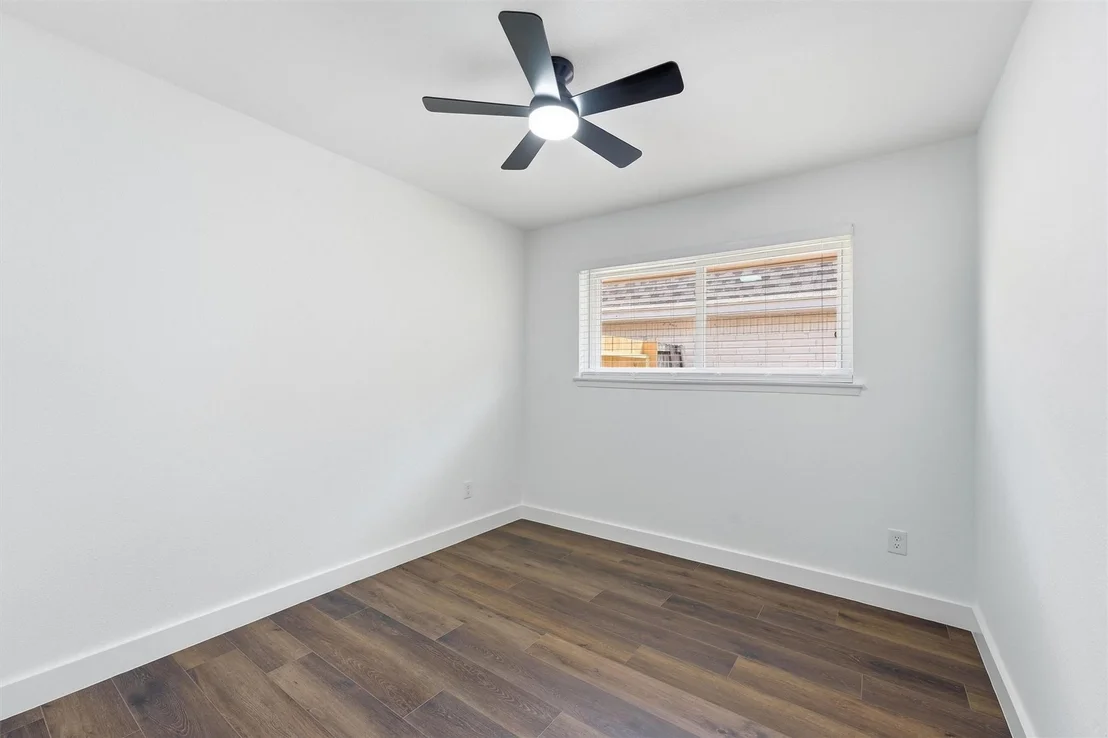 Photo of 7627 Kellwood Drive
