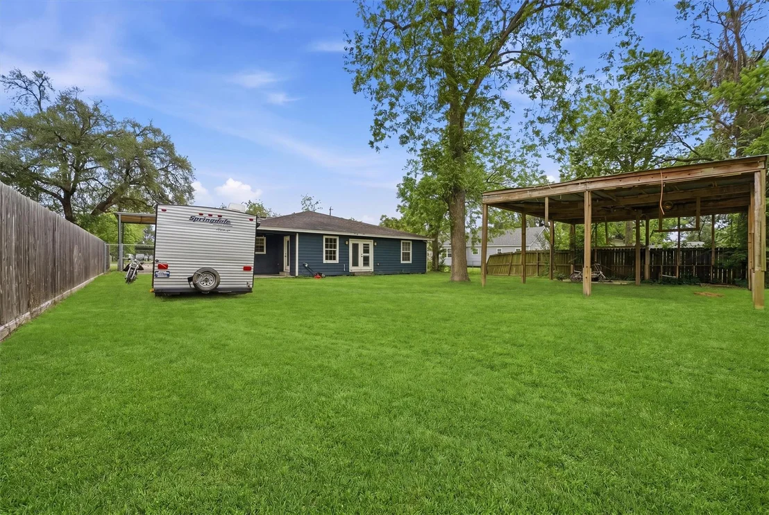 Photo of 2922 Pansy Street