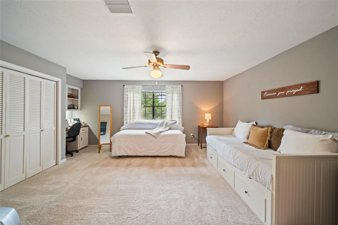 Photo of 715 Orleans Court