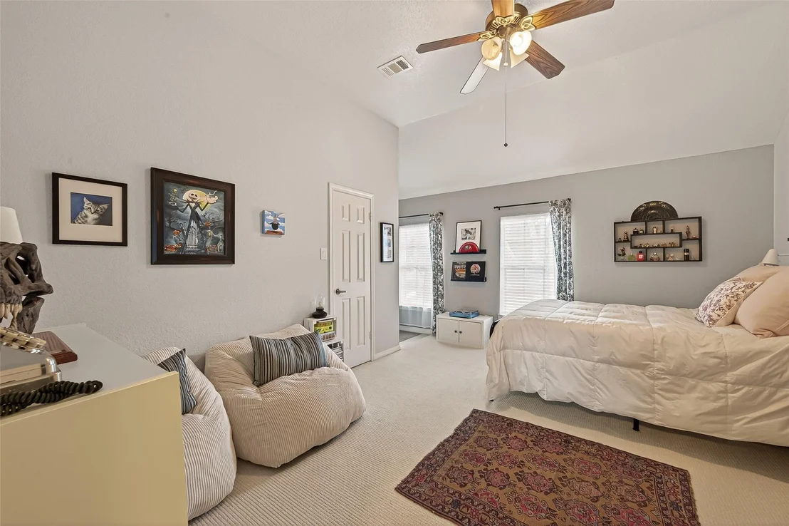 Photo of 74 Bradford Circle
