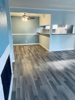 Photo of 2501 Gulf Freeway Unit 5 A