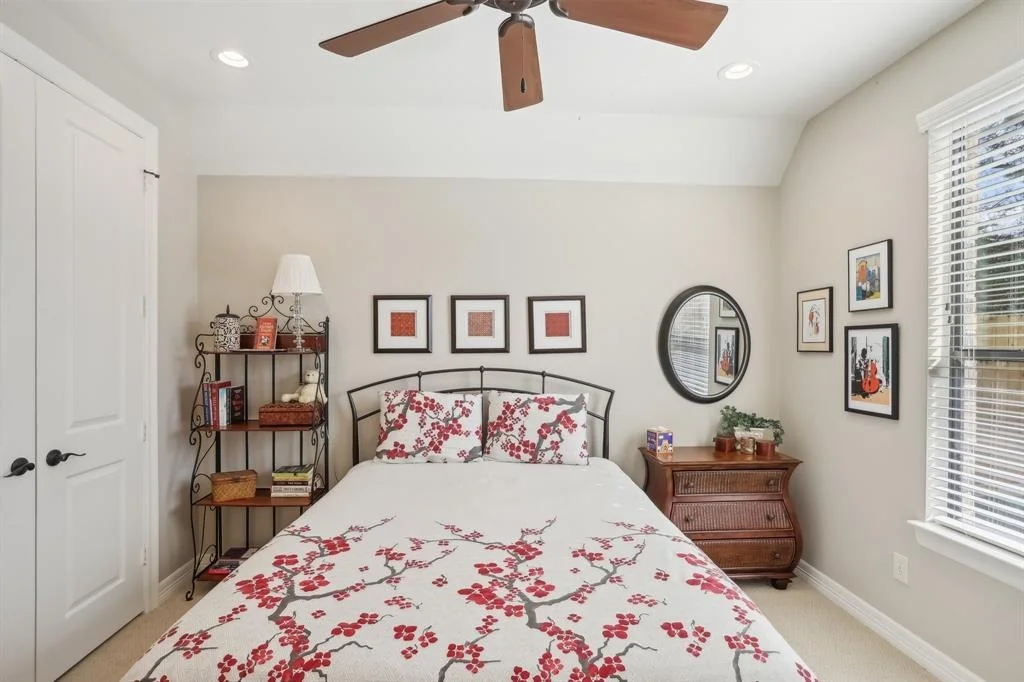 Photo of 105 E Silverwood Ranch Estate