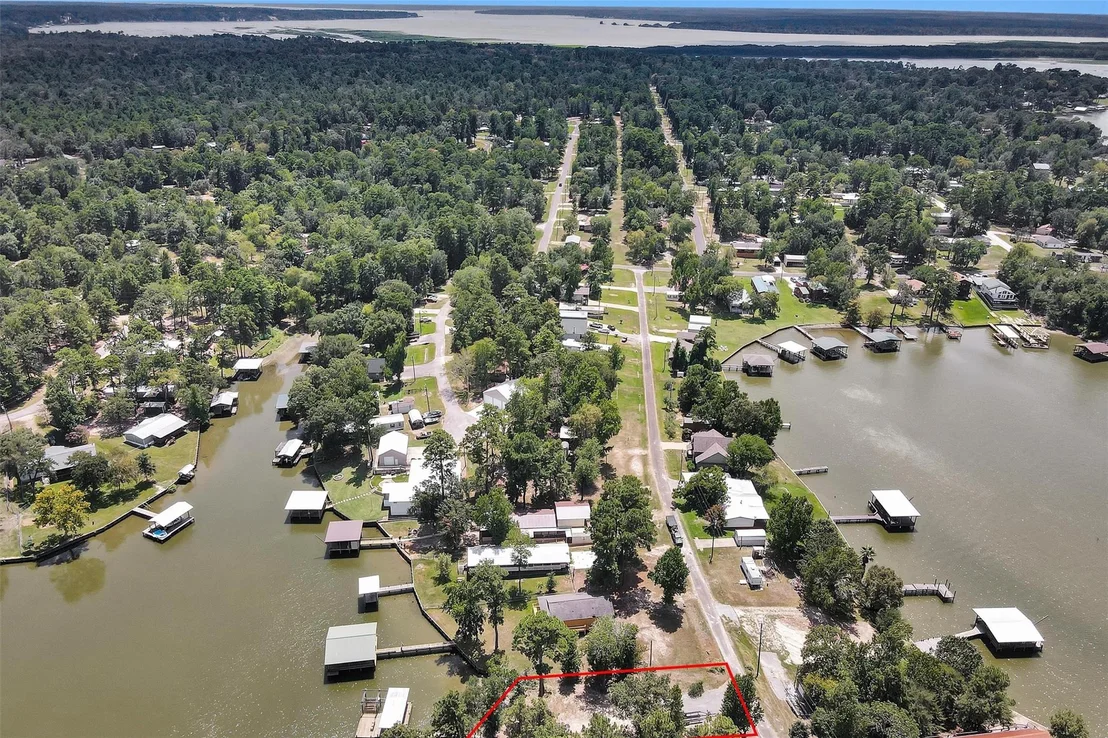Photo of 308 N Point Drive