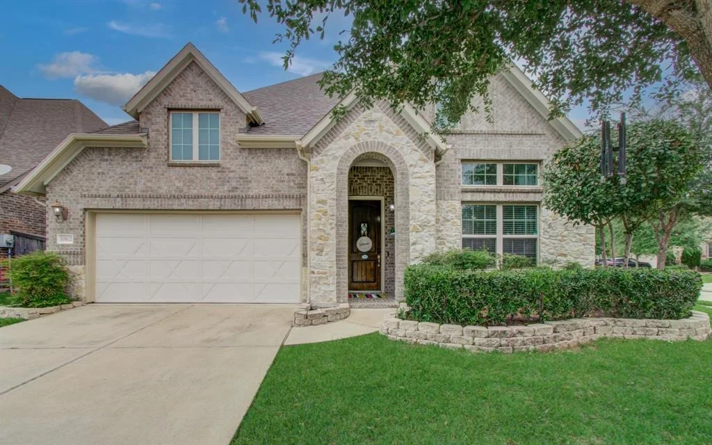 Photo of 10822 Paula Bluff Lane