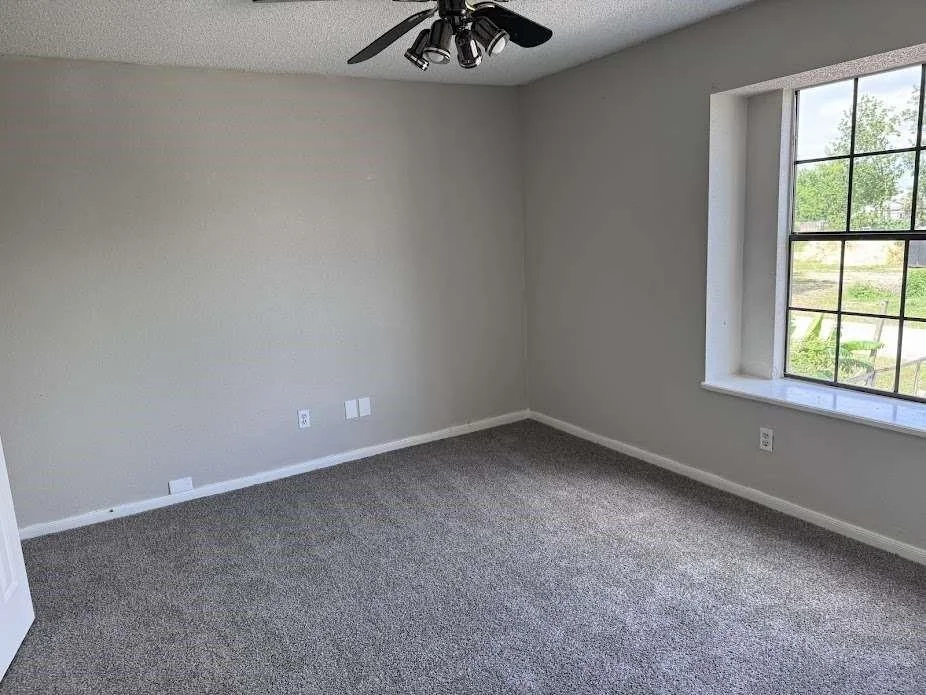 Photo of 5407 Victoria Drive