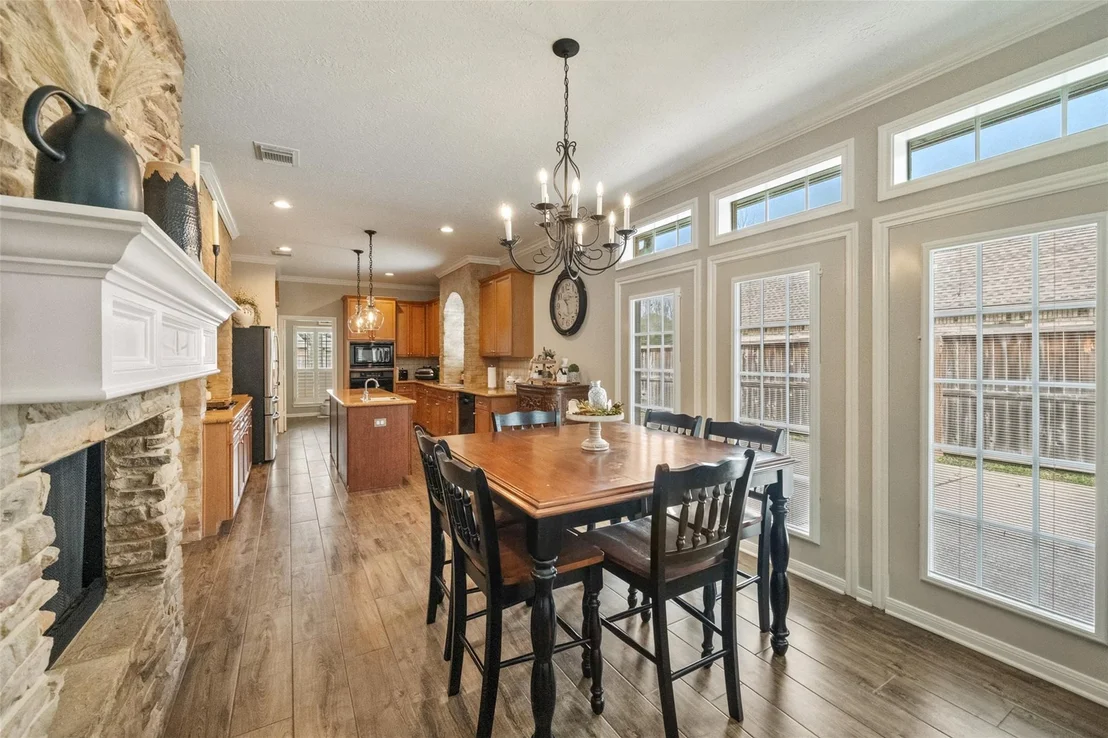 Photo of 5215 Samuels Drive