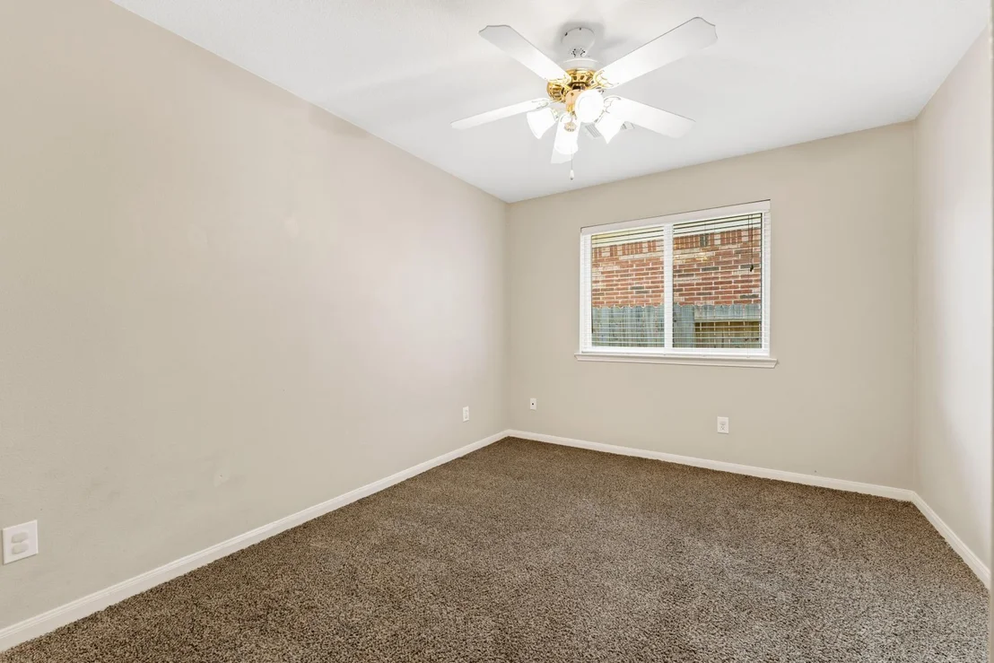 Photo of 922 Spring Source Place