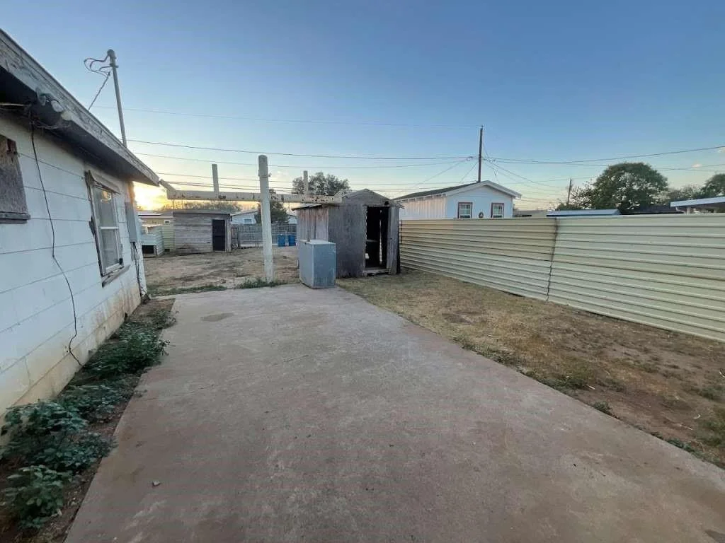 Photo of 900 Canyon Drive