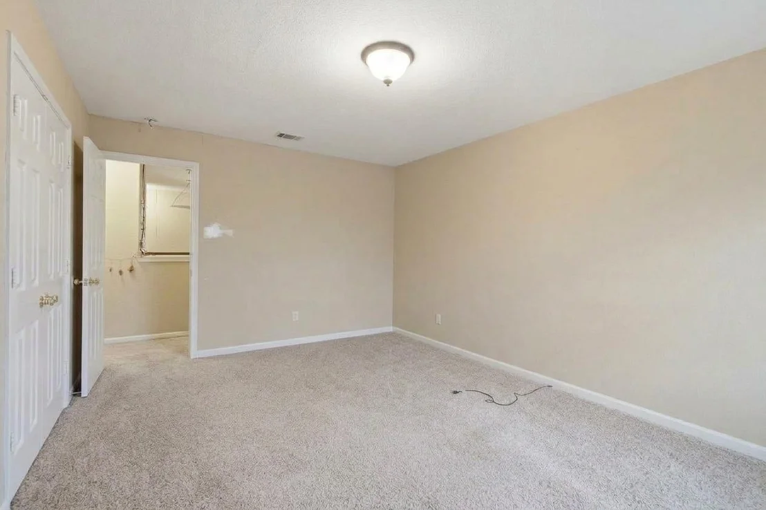 Photo of 6900 William Wallace Way