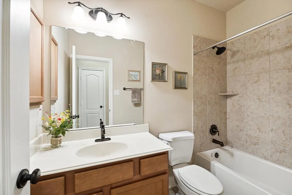 Photo of 10 Hinterwood Way