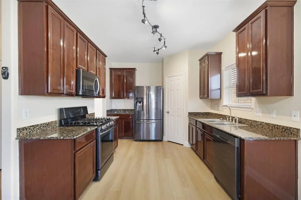 Photo of 21518 Amesbury Meadow Lane