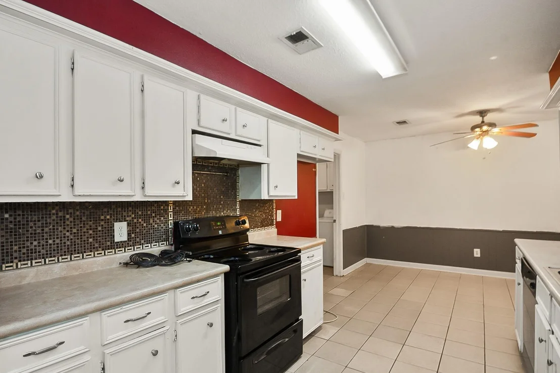 Photo of 23538 Canyon Lake Drive