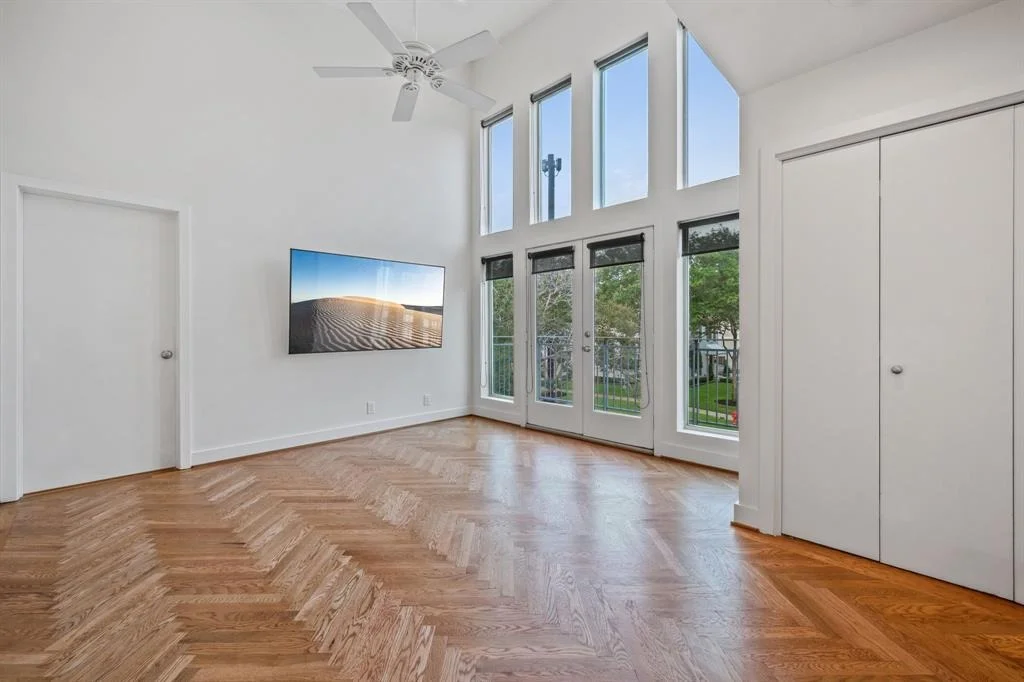 Photo of 4102 Coleridge