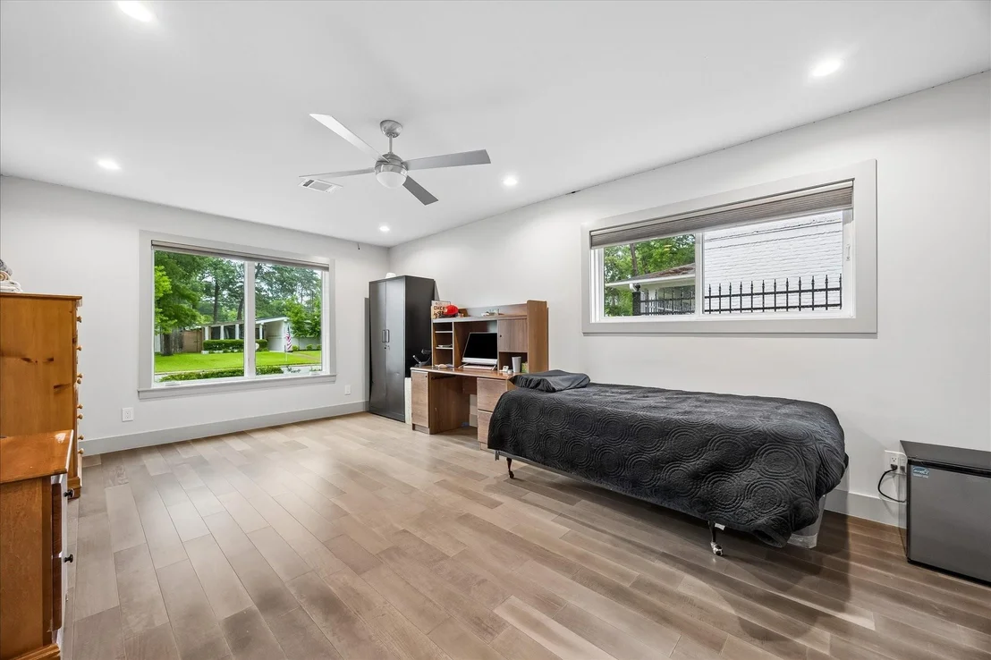 Photo of 339 Wycliffe Drive