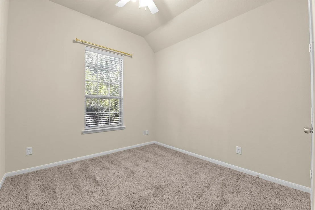 Photo of 39 Butternut Grove Place