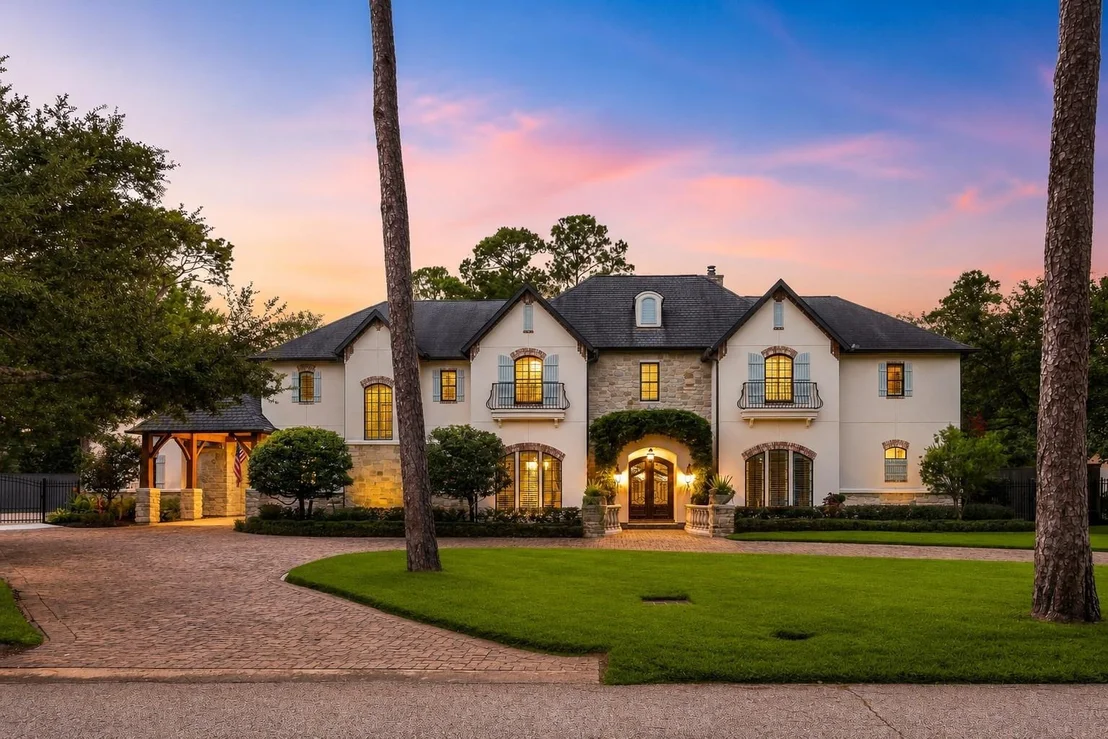 Photo of 21 Carolane Trail