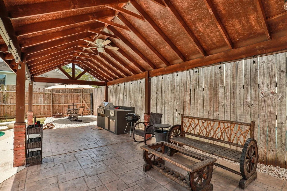 Photo of 15703 Winding Moss Drive