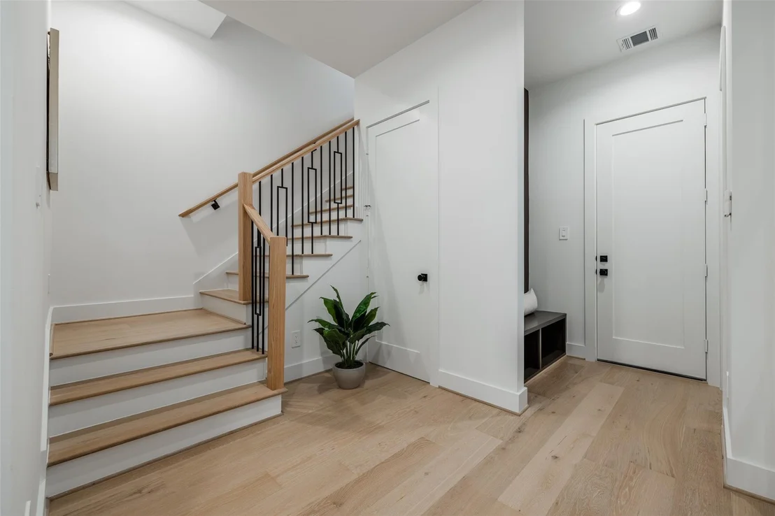 Photo of 323 Malone Street