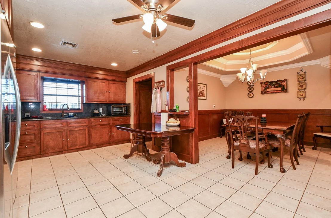 Photo of 5030 Peek Road