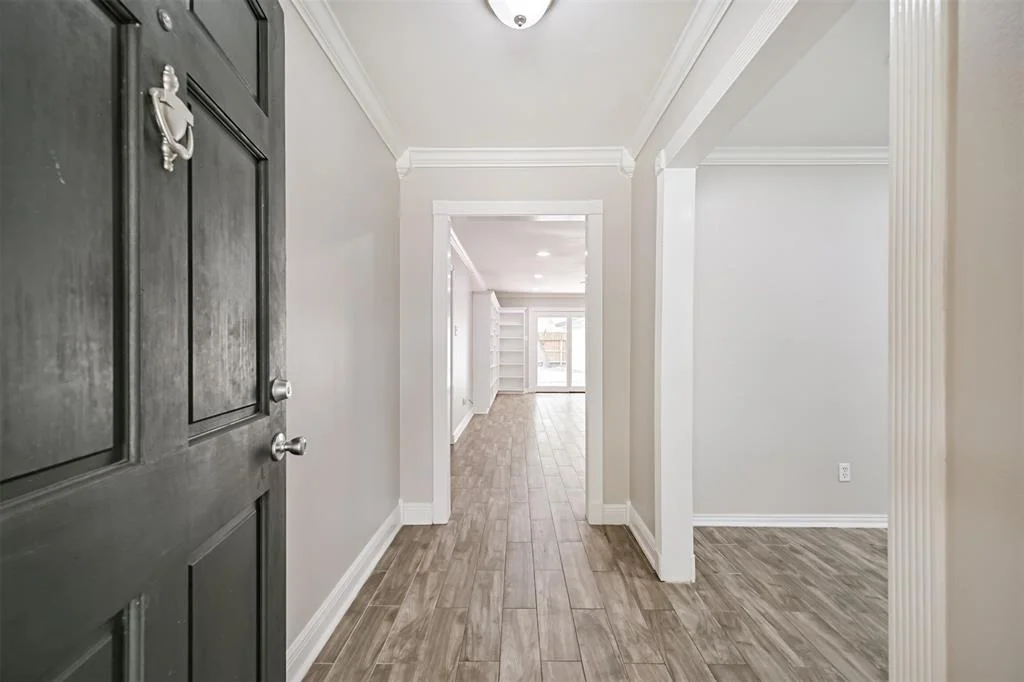 Photo of 4741 Benning Drive