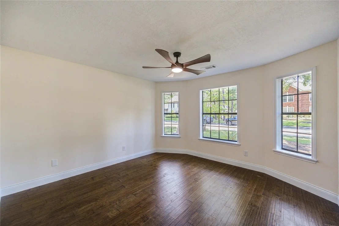 Photo of 711 Nottingham Lane
