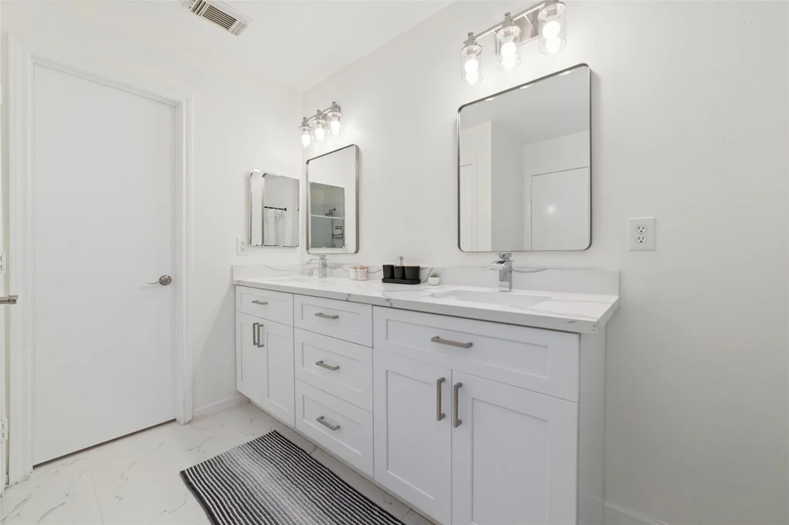 Photo of 3511 Colleen Woods Circle