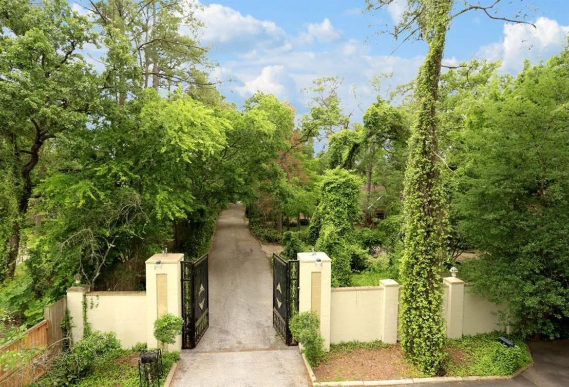 Photo of 417 White Wing Lane
