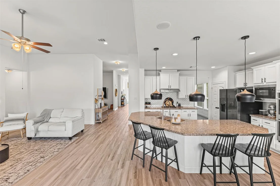 Photo of 7823 Leighton Trail