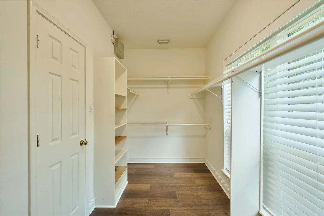 Photo of 2034 Nature Park Lane