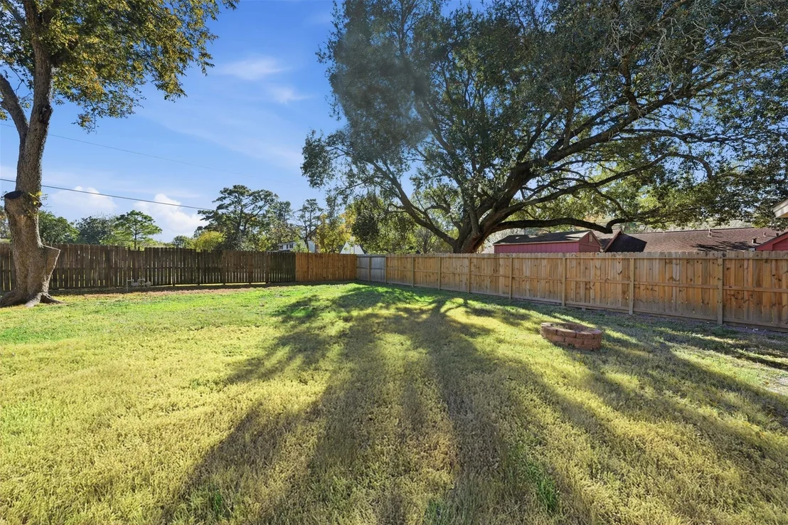 Photo of 5002 Cedar Creek Drive