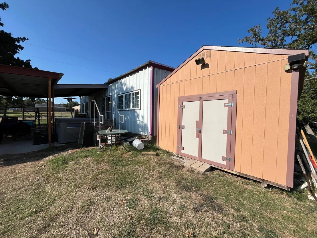Photo of 325 Apache Drive S