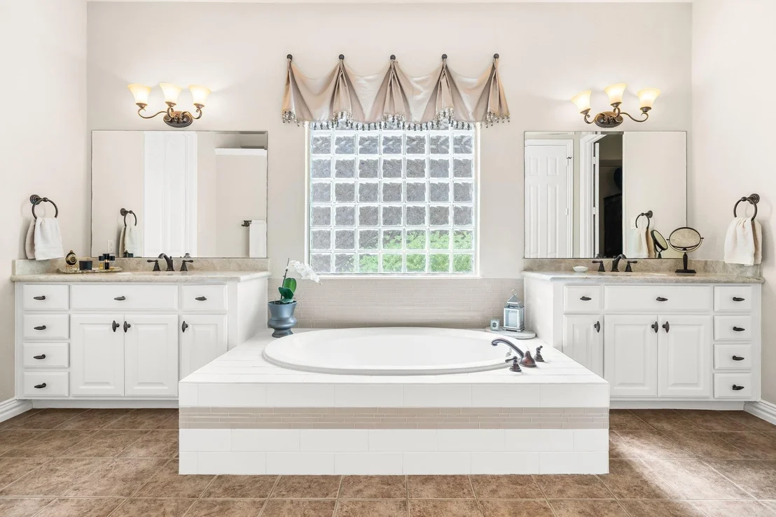 Photo of 15 Violetta Court