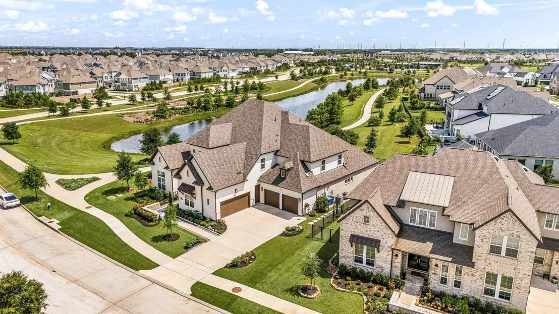 Photo of 21315 Crescent Winged Dr