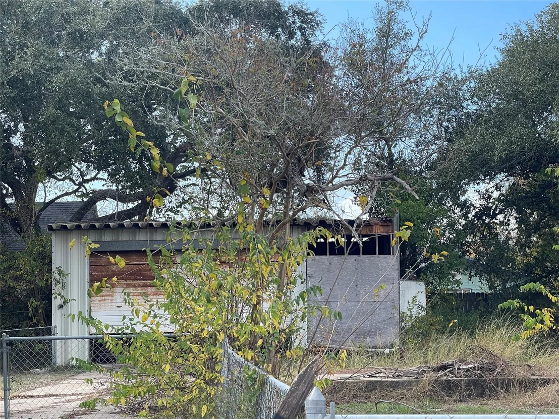 Photo of 711 4th Street
