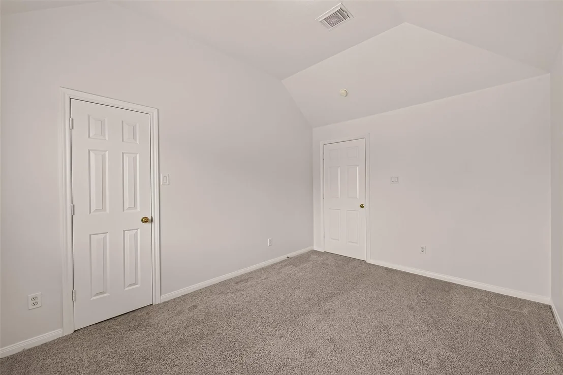 Photo of 6027 Dunsley Drive