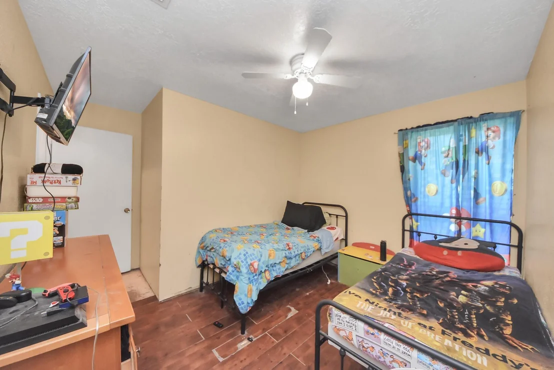 Photo of 22122 Breezy Hill Drive