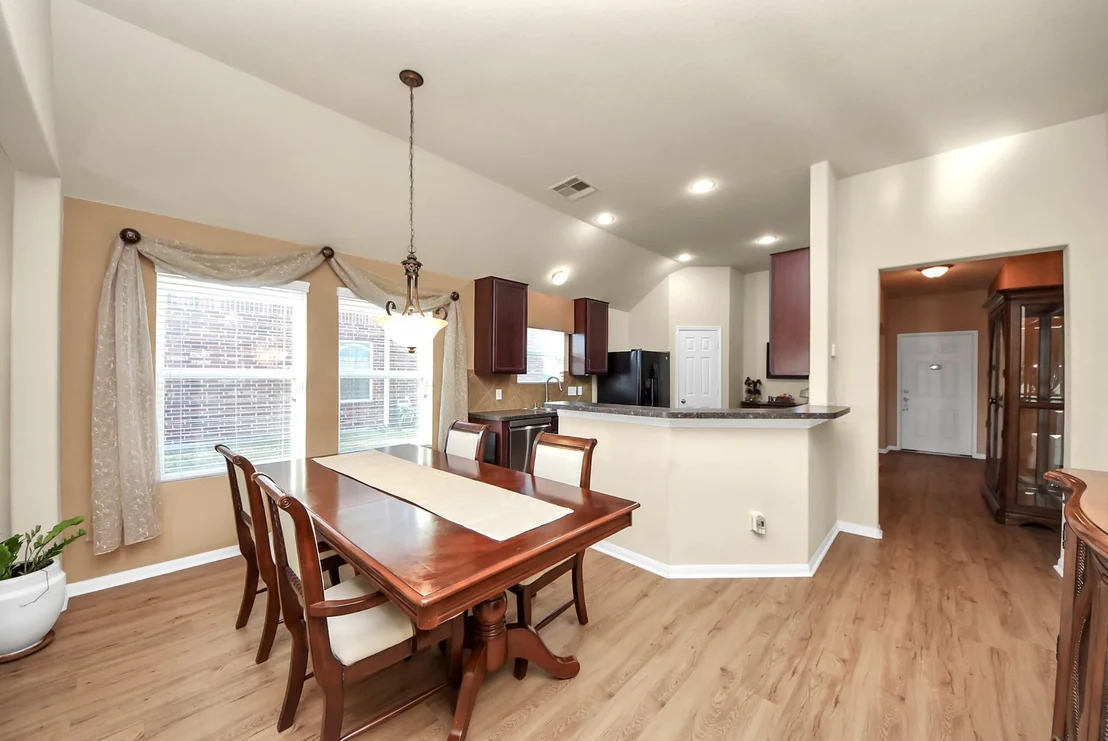 Photo of 4610 Beechwood Drive