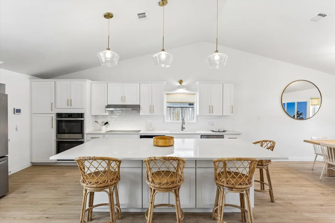 Photo of 1031 Chamboard Lane