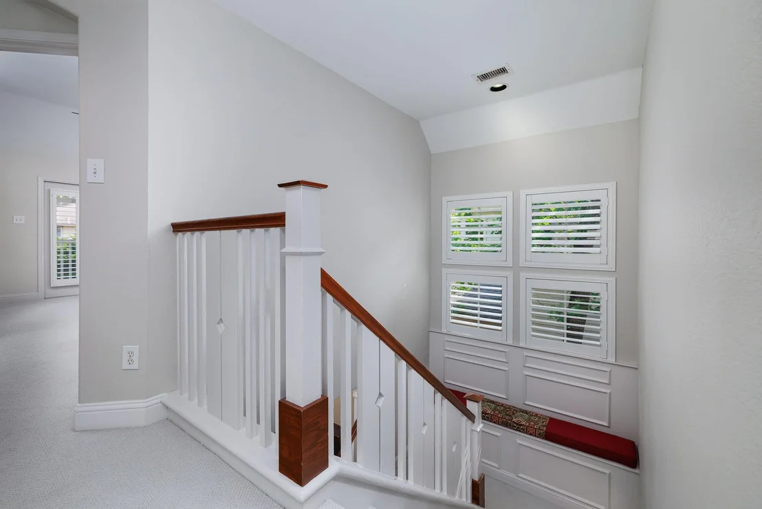 Photo of 18 Doeskin Place