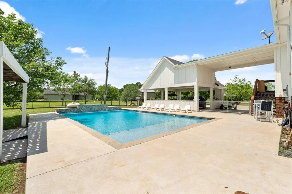 Photo of 36605 Hondo Road