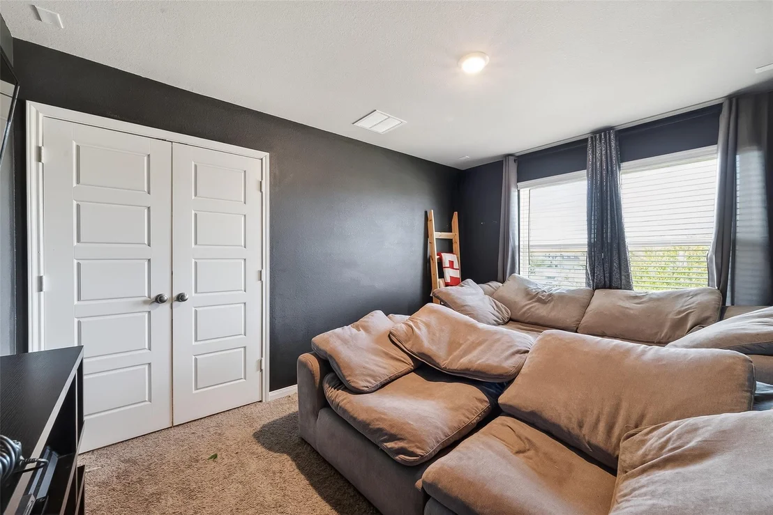 Photo of 4402 Low Meadow Lane