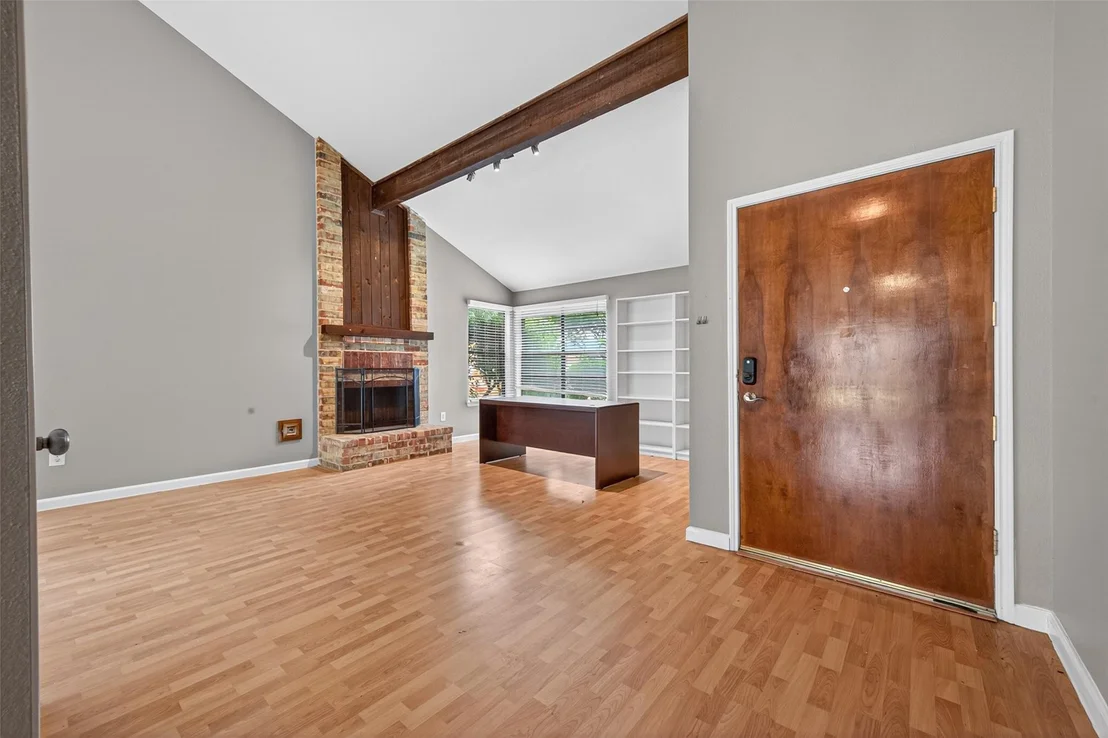 Photo of 2215 Fort Laramie Drive