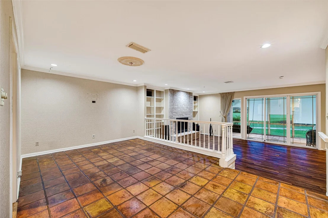 Photo of 618 Longview Drive