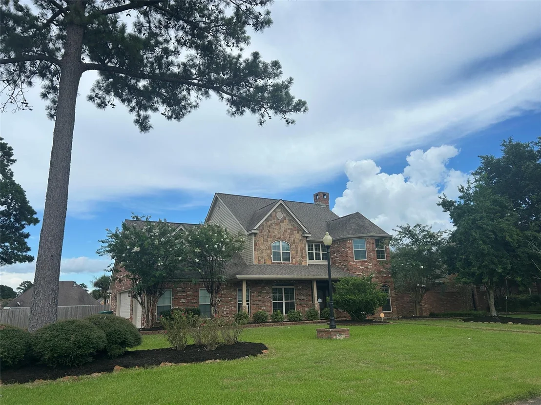 Photo of 6305 Meadow Mist Street